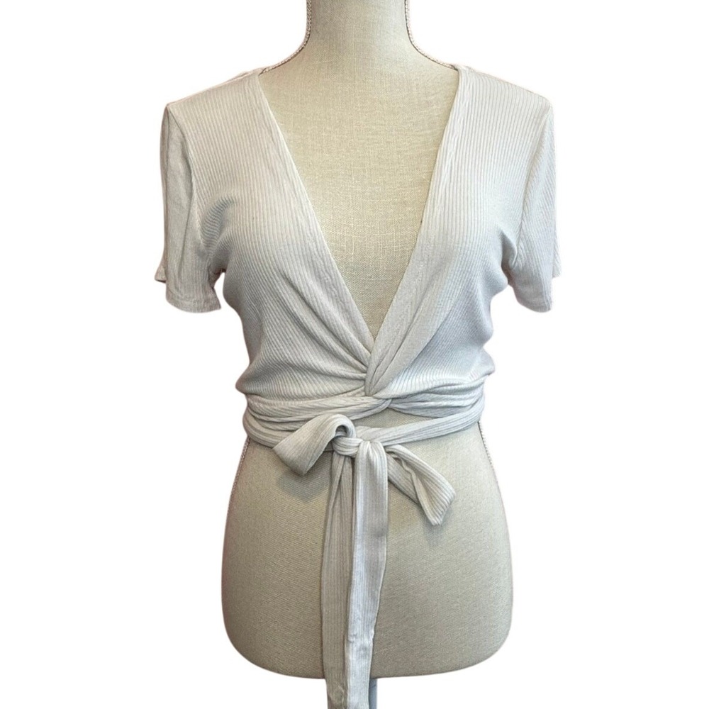 HOLLISTER White Tie Front Shrug Medium Balletcore V-Neck Y2K Twist Crop‎ Top
